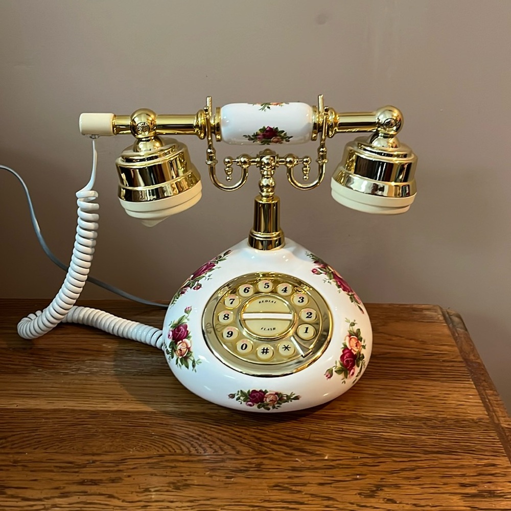 Royal Albert Phone